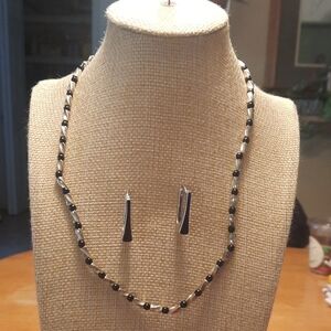 Monet 18 inch beadnecklace and 925 earrings.